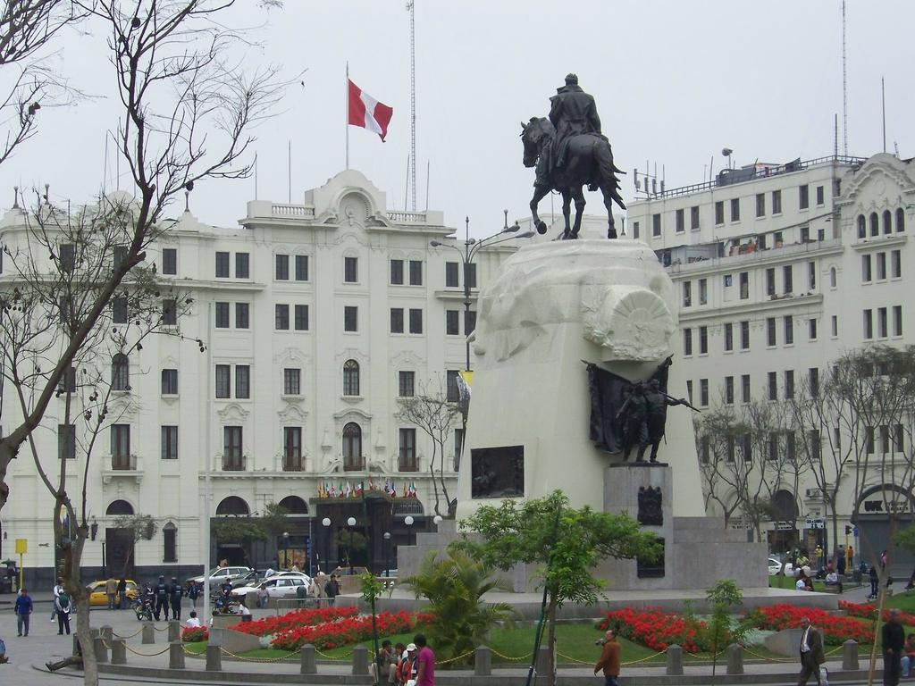 Edificio California En Centro Historico Apartment Lima Exterior photo